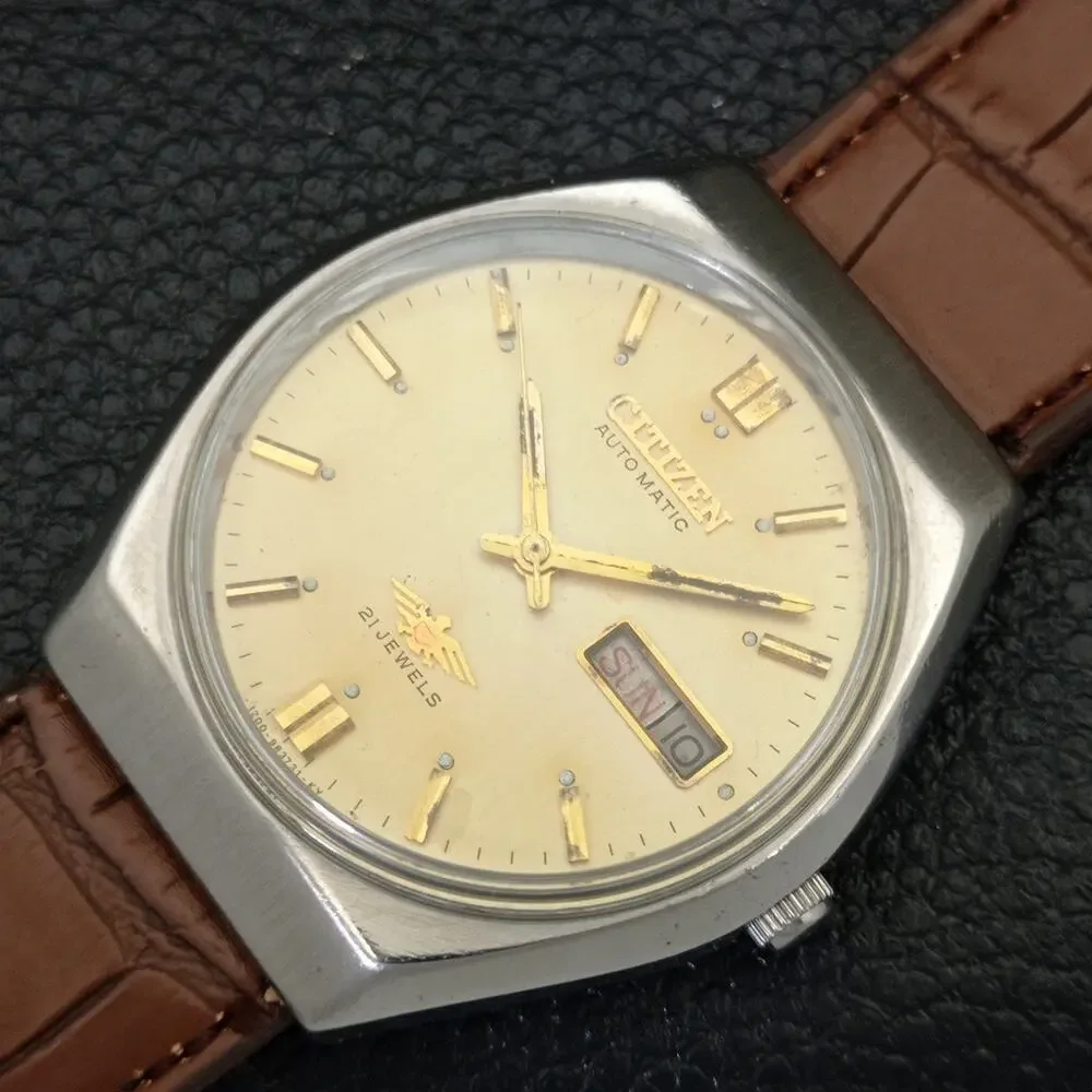 Vintage 1974 Citizen Automatic Mens Silver Watch W/daydate & Gold accents